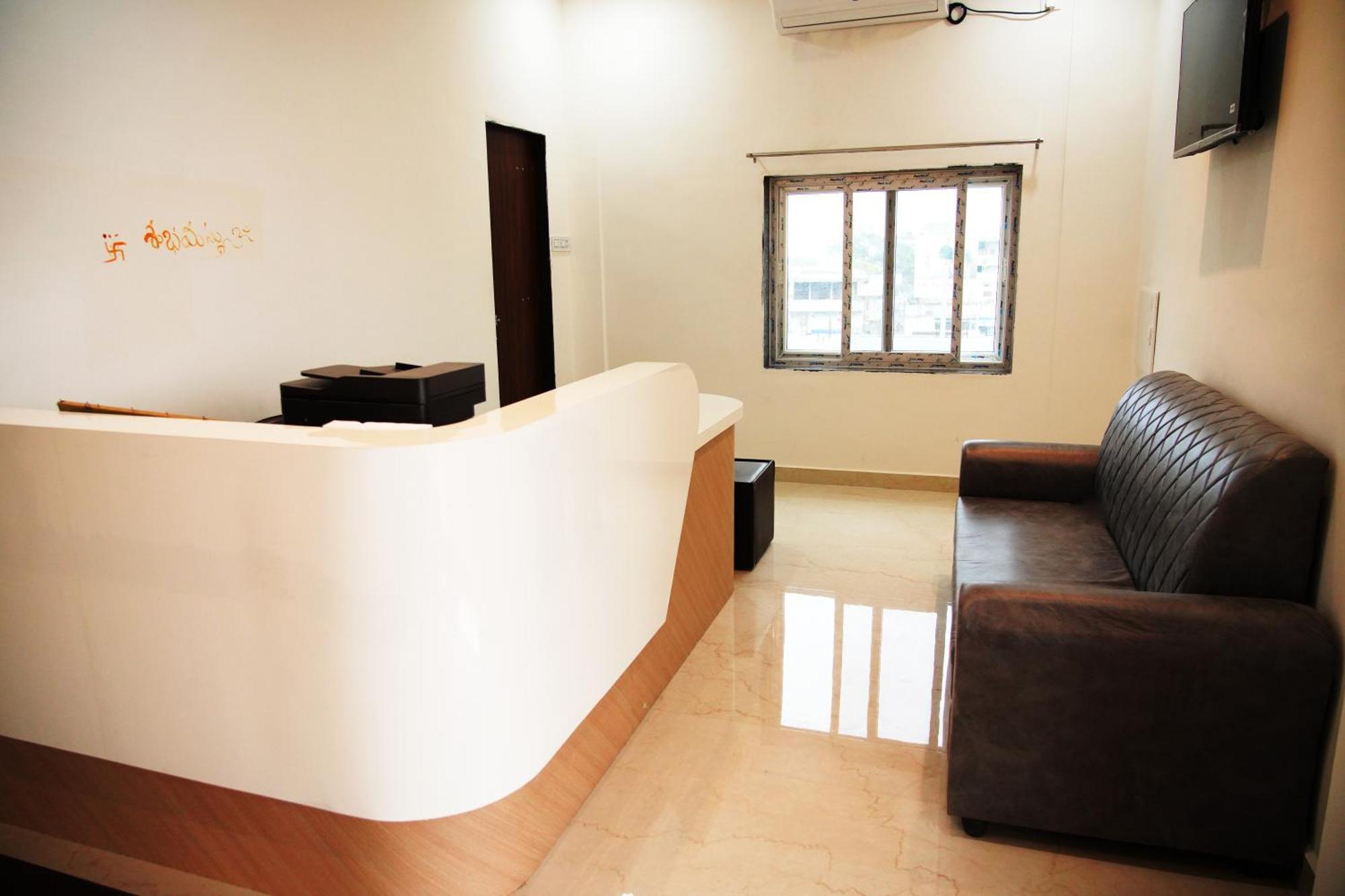 Sunshine Residency Hotel Mancheral Bagian luar foto