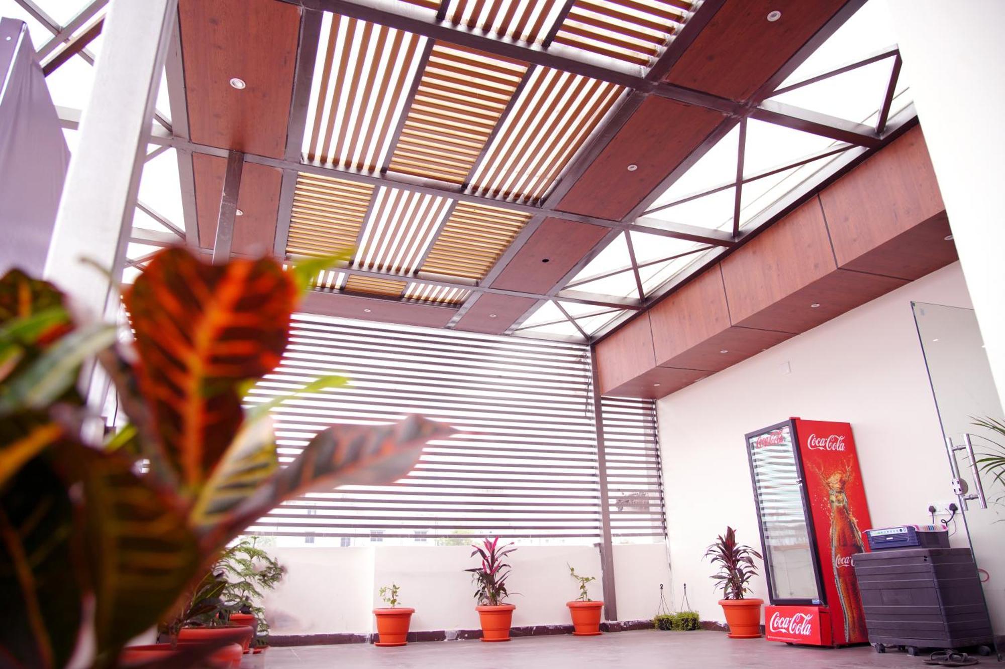 Sunshine Residency Hotel Mancheral Bagian luar foto
